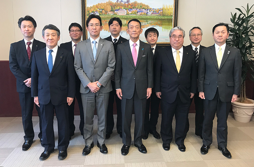 千葉工業大学へデジタルホワイトボードの寄付（千葉銀行・武蔵野銀行共同 CSR私募債）